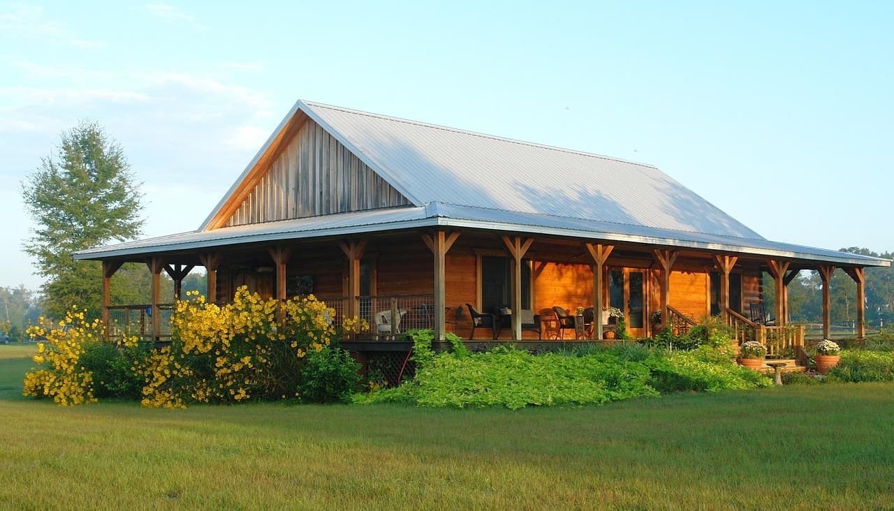 Log home, Farm