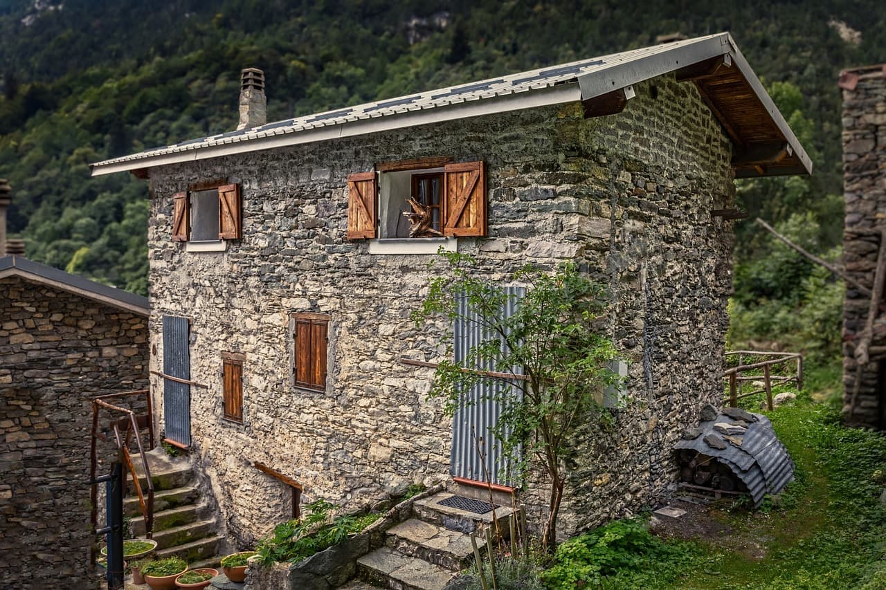Carnino, House, Italy