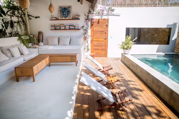 Brazilian jungle luxury stay