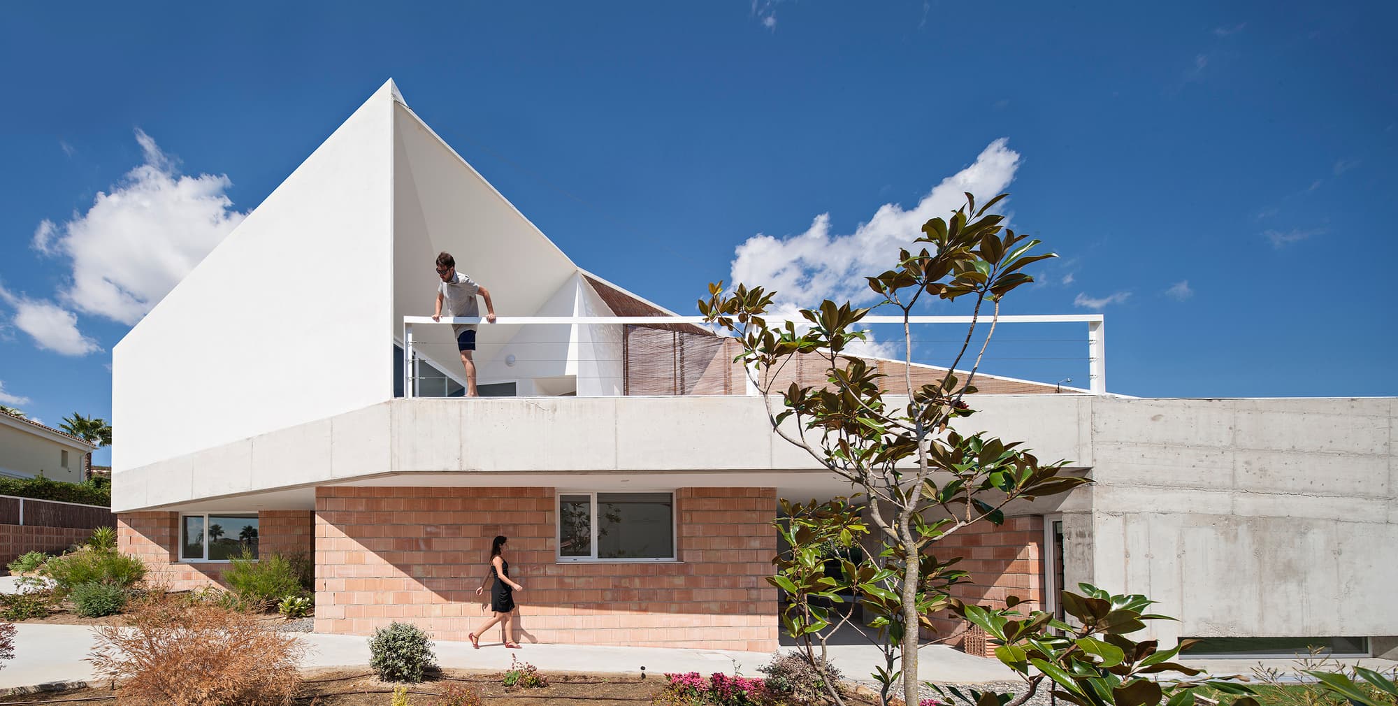 Luxury funkis home