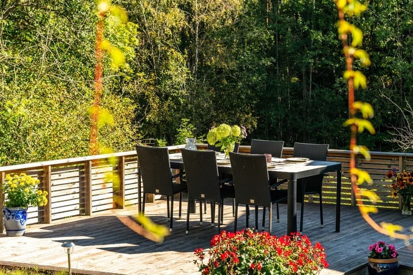 The Velvet Fjord Stay image
