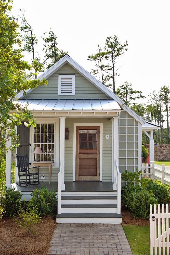 A nice house, bit small.